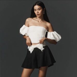 Anthropologie women’s Maeve Paneled Skirty Shorts size 8 NWT black & white